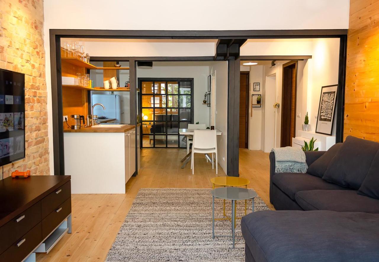 Bright & Spacious 1Bd Apartment With A Charming Balcony By Flat Mаnager Varna Buitenkant foto